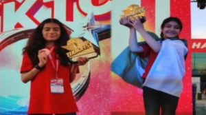 پاکستانی طالبات نے انسانی جذبات جانچنےکا آلہ بنا کر مقابلہ جیت لیا