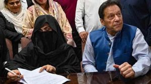 پی ٹی آئی رہنما عمران اور بشریٰ بی بی کی سزا معطلی کا کیس مقرر کرانے کیلئے متحرک