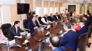 آئی ایم ایف نے تنخواہ دار طبقے کو ریلیف حکومتی اخراجات میں کمی سے مشروط کردیا