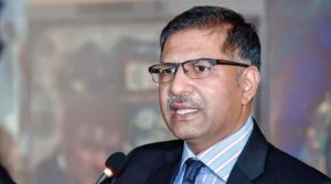 عمران خان نے کہا ہے اسٹیبلشمنٹ بات کرنا چاہتی ہے تو براہ راست ان سے کر لے: سینیٹر علی ظفر