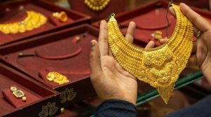 ملک میں فی تولہ سونا 1000 روپے مہنگا ہوگیا