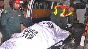 لاہور میں موسلادھار بارش، گھر کی چھت گرنے سے ایک ہی خاندان کے 5 افراد جاں بحق