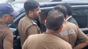 راولپنڈی پولیس نے راجہ بشارت کو حراست میں لیکر تھوڑی دیر بعد رہا کردیا