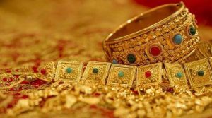 ملک میں سونےکی فی تولہ قیمت میں بڑی کمی، نئی قیمت کتنی ہوگئی؟