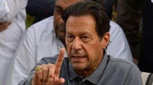 زمان پارک پر اسلام آباد پولیس پر حملے کا کیس، عمران خان کے ناقابل ضمانت وارنٹ گرفتاری جاری