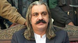 شراب، اسلحہ برآمدگی کیس میں علی امین گنڈاپور کے وارنٹ منسوخ