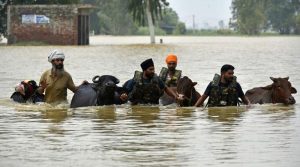 شدید بارش اور سیلاب کے بعد بھارتی پنجاب کو آفت زدہ قرار دیدیا گیا