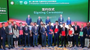 پاکستان اور چین کے درمیان 4.2 ارب ڈالر کی سرمایہ کاری کیلئے21 مفاہمت کی یادداشتوں پردستخط