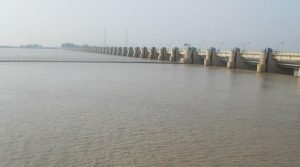 گڈو بیراج پر آج بڑا سیلابی ریلا متوقع، کچےکے علاقوں میں خطرہ، انخلا کیلئے اعلانات