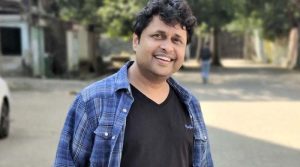 ریلوے اسٹیشن پر راتیں گزارنے والا وہ بھارتی اداکار جو اب کروڑوں کا مالک ہے