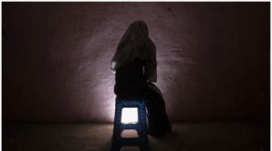 مبینہ طورجنات کے ہاتھوں اغوا خاتون کےکیس کی تحقیقات، دم کرنیوالا پیر بھی شامل تفتیش