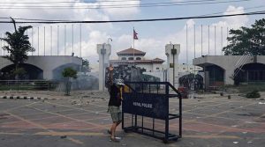 سوشل میڈیا پر پابندی کیخلاف نوجوانوں کا احتجاج، جھڑپوں میں 19 افراد ہلاک