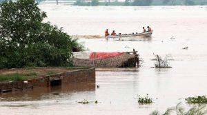 بھارت نے ستلج میں مزید پانی چھوڑ دیا، پاکپتن میں 23 گاؤں مکمل ڈوب گئے، 64 ہزار سے زائد آبادی متاثر