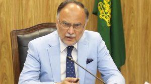 سیلاب سے پنجاب کی معیشت کو 500 ارب روپے کا نقصان ہوا: احسن اقبال