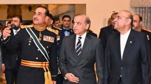 رواں سال کے پہلے 6 ماہ صدر، وزیراعظم اور آرمی چیف کو کیا تحائف ملے؟توشہ خانہ کا ریکارڈ جاری