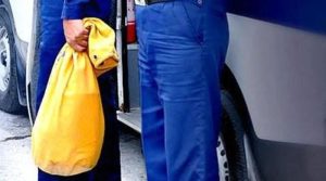 تربت میں نجی سکیورٹی کمپنی کی کیش وین لوٹ لی گئی، مسلح افراد 22کروڑ سے زائد لوٹ کرفرار