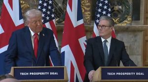 افغانستان سے بگرام ائیربیس واپس لینے کے ٹرمپ کے بیان پر برطانوی وزیر اعظم ہکا بکا رہ گئے