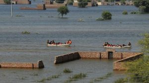 سیلابی پانی میں ڈوب کر 2 خواتین اور ایک نوجوان جاں بحق