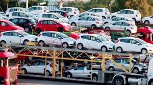 حکومت نے 5 سال پرانی گاڑیوں کے درآمد کی اجازت دیدی