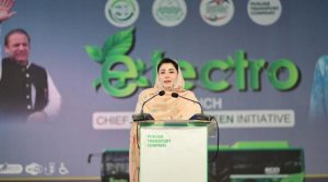 سیلاب متاثرین کا بینظیر انکم سپورٹ پروگرام کے 10ہزار سےکچھ نہیں بنےگا، مریم نواز