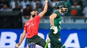 بنگلادیش کیخلاف پاکستان مشکلات کا شکار، 6 کھلاڑی آؤٹ
