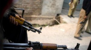 گورنربلوچستان کی رہائش گاہ کے باہر فائرنگ، 3 طلبہ اور 2 پولیس اہلکار زخمی