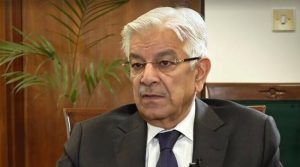 ہو سکتا ہے ایران امریکا تعلقات میں پاکستان کردار ادا کرے: خواجہ آصف