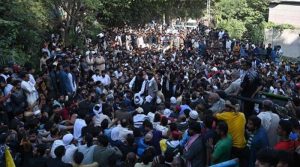 کشمیر میں عوامی ایکشن کمیٹی کے پُرتشدد مظاہرے، 3 پولیس اہلکار جاں بحق، 6 شہری جان سے گئے