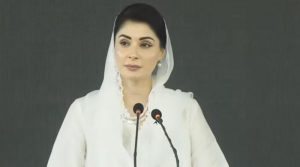 مریم نواز کا معافی مانگنے سے انکار، ایک بار پھر مخالفین کو نشانے پر لے لیا