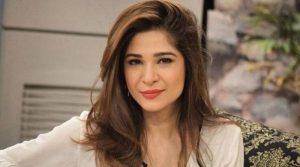 انڈسٹری میں بہت سے مرد حضرات نے حد سے تجاوز کرنے کی کوشش کی: عائشہ عمر کا انکشاف