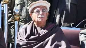 محمود اچکزئی کا تمام جماعتوں سے ملکر بیٹھنے اور ملک میں نئے الیکشن کا مطالبہ