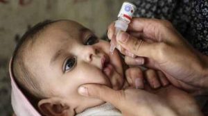 بچوں کو پولیو ویکسین نہ پلانے والے والدین کی سمز اور شناختی کارڈبند کرنے پر غور