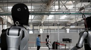 افرادی قوت میں کمی، چین نے لاکھوں روبوٹس کو صنعتوں میں کام پر لگا دیا