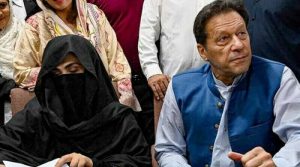 عمران خان کے وکیل کی ٹرائل کورٹ کو توشہ خانہ ٹوکا فیصلہ سنانے سے روکنے کی استدعا