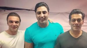 بھارتی اداکار اور مشہور باڈی بلڈر دل کا دورہ پڑنے سے چل بسے