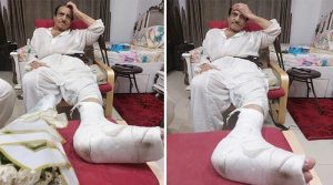 اداکار مصطفیٰ قریشی کی کراچی میں واک کے دوران ٹوٹی سڑک میں گر کر ٹانگ ٹوٹ گئی