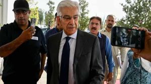 پاکستان اور افغانستان اس نتیجے پرپہنچے ہیں کہ دہشتگردی کا فوری خاتمہ ضروری ہے: خواجہ آصف