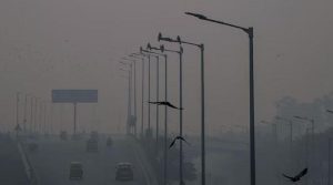 نئی دہلی دنیاکا آلودہ ترین شہر بن گیا، لاہور کی فضا بھی انتہائی مضر صحت قرار