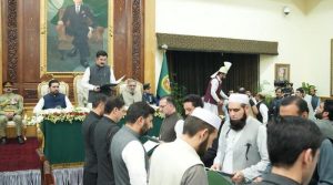 خیبر پختونخوا کی نئی کابینہ نے حلف اٹھا لیا