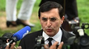 حکومت کے پاس ترمیم کا استحقاق نہیں، دو تہائی اکثریت کے بغیر ترمیم نہیں کی جاسکتی: بیرسٹر گوہر