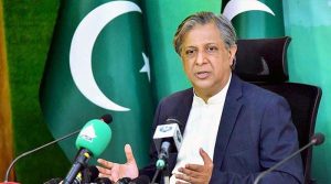 27 ترمیم سینیٹ میں پیش کرنے جا رہے ہیں، ترامیم دو تہائی اکثریت سے منظور ہونگی تو آئین کا حصہ بنیں گی: وزیر قانون