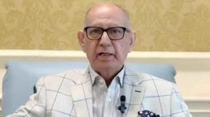 سینیٹر عرفان صدیقی شدید علیل، آج 27 ویں آئینی ترمیم کیلئے ووٹ کاسٹ نہیں کرسکیں گے