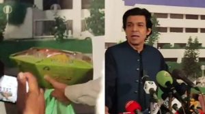 ’28 ویں کی تیاری کریں‘، فیصل واوڈا 27 ویں ترمیم کی منظوری سے پہلے مٹھائی لیکر پارلیمنٹ ہاؤس پہنچ گئے