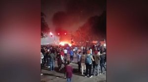 بھارتی دارالحکومت نئی دہلی میں لال قلعہ میٹرو اسٹیشن کےقریب دھماکا، متعدد گاڑیوں میں آگ لگ گئی