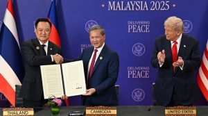 تھائی لینڈ نے ٹرمپ کی ثالثی میں کمبوڈیا کے ساتھ طے پانے والا امن معاہدہ معطل کردیا