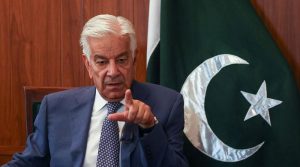 پاکستان دہشت گردی کے حالیہ واقعات کے بعد افغانستان میں کارروائی کرسکتا ہے: وزیر دفاع