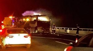 مدینہ میں آئل ٹینکر بھارتی عمرہ زائرین کی بس سے ٹکرا گیا، 40 افراد کی ہلاکت کی اطلاعات