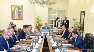 آئندہ برس مون سون کے نقصانات سے بچنے کیلئے ابھی سے تیاری کی جائے: وزیراعظم