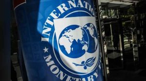 پاکستان میں اشرافیہ اپنی جیبیں بھرنےکیلئے معاشی ترقی میں رکاوٹ ڈال رہی ہے: آئی ایم ایف رپورٹ