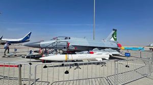 دوست ملک کیساتھ جے ایف17 تھنڈر کی خریداری کے معاہدے پر دستخط